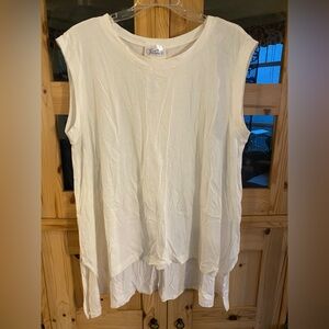 Elegant White Sleeveless Tank Top